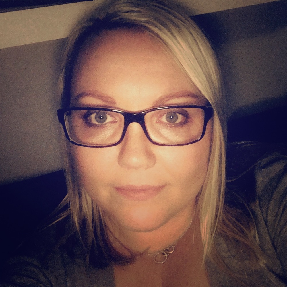 Meet your Posher, Christina.